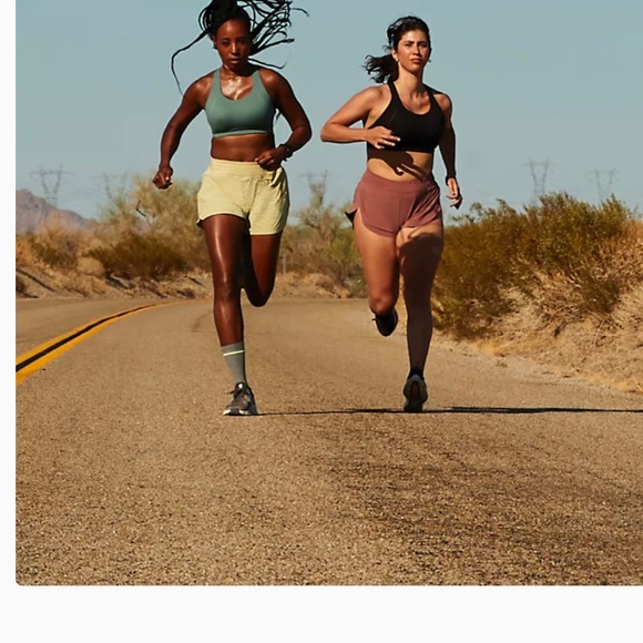 NWT Lululemon AirSupport Bra - Picture 5 of 11